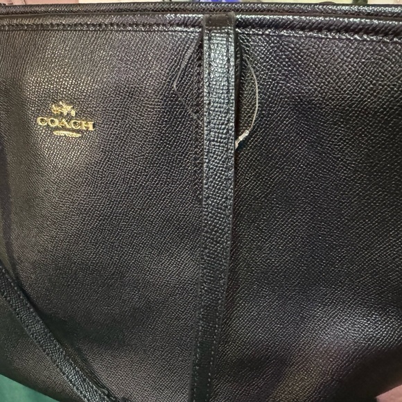 Coach Women's Crossgrain Leather City Zip Tote (B1723-F58846) Used condition - Picture 9 of 9
